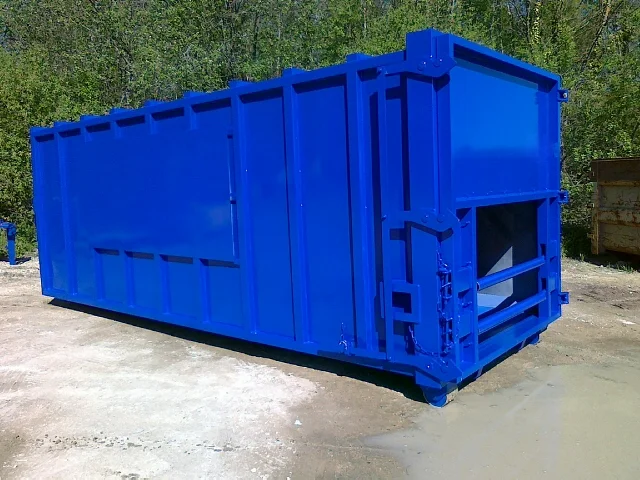 Présentation d'une benne à compaction bleu Beniva permettant de compresser le volume des déchets industriels banals type cartons, papiers, métal etc... afin de réduire le volume des déchets d'optimiser la logistique de traitement des déchets en entreprise